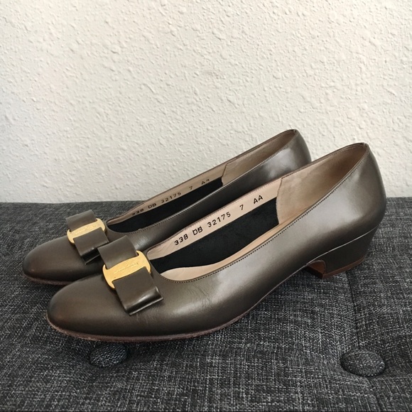 Salvatore Ferragamo Shoes - Salvatore Ferragamo 7aa Low Heel Patent Bow